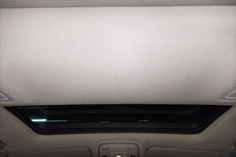 Used Audi A8 2013 A8L 45 TFSI quattro Comfort model Headliner