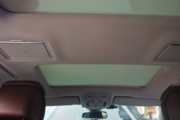 Used Audi A8 2013 A8L 45 TFSI quattro Luxury Model Headliner