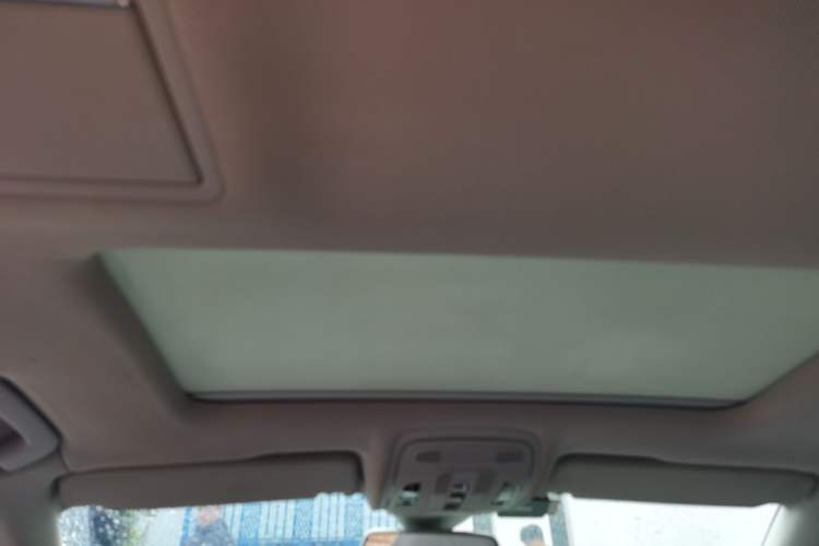 Used Audi A8 2013 A8L 45 TFSI quattro Comfort model Headliner