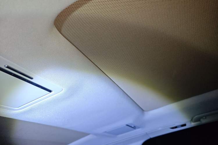 Used Audi A8 2013 A8L 45 TFSI quattro Comfort model Headliner
