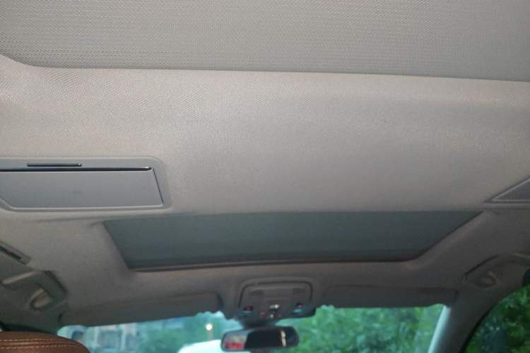 Used Audi A8 2013 A8L 45 TFSI quattro Comfort model Headliner