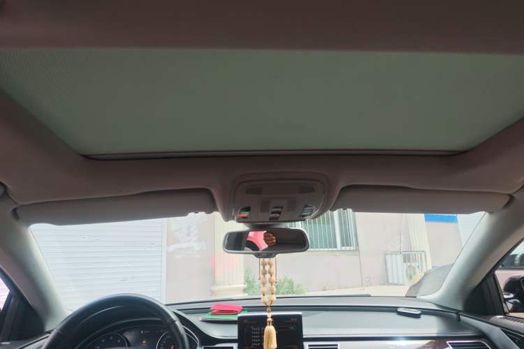 Used Audi A8  Headliner