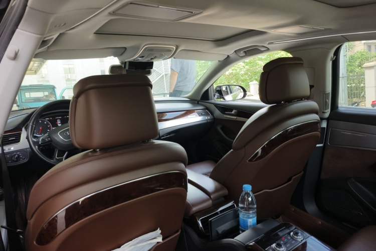 Used Audi A8 2013 A8L 45 TFSI quattro Luxury Model Headliner