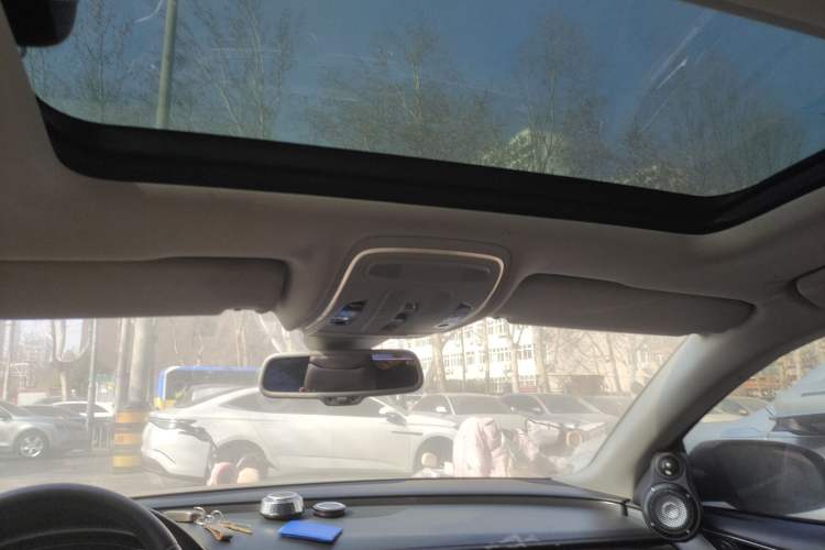 Used Audi A8 2013 A8L 45 TFSI quattro Comfort model Headliner