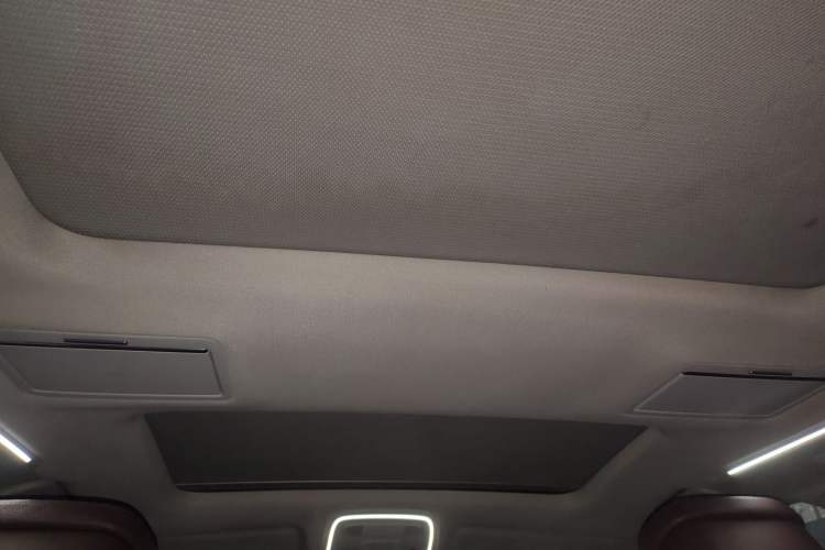 Used Audi A8 2013 A8L 45 TFSI quattro Comfort model Headliner