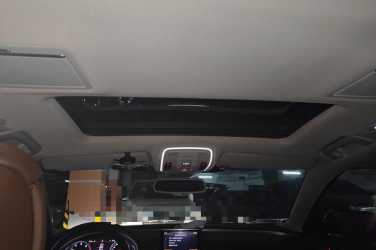 Used Audi A8 2013 A8L 45 TFSI quattro Comfort model Headliner