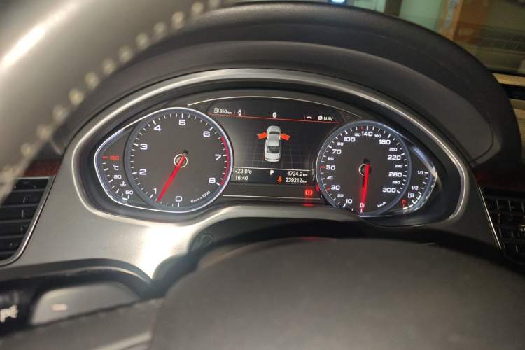 Used Audi A8 2013 A8L 45 TFSI quattro Comfort model Instrument Cluster