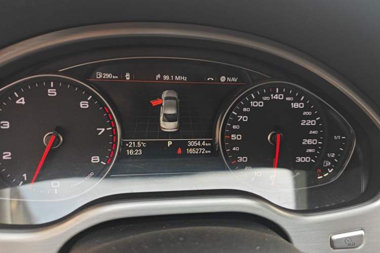 Used Audi A8 2013 A8L 45 TFSI quattro Comfort model Instrument Cluster
