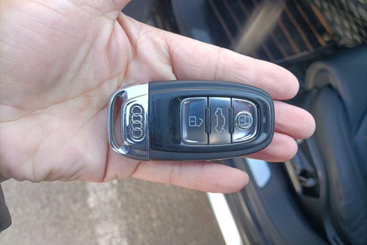 Used Audi A8 2013 A8L 45 TFSI quattro Comfort model Interior 1