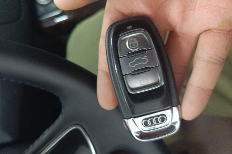 Used Audi A8 2013 A8L 45 TFSI quattro Luxury Model Interior 1