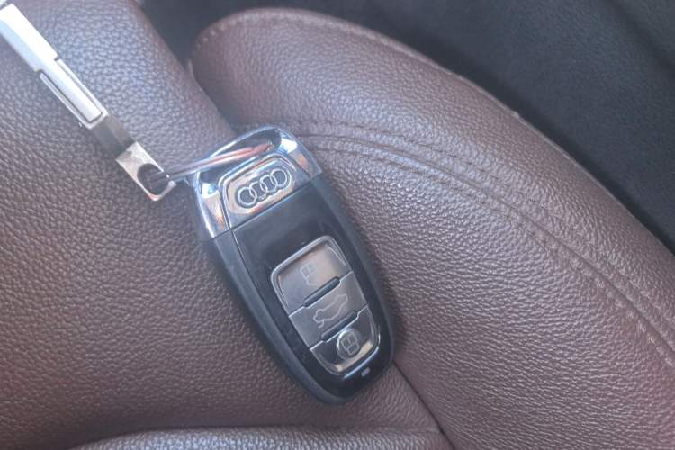 Used Audi A8 2013 A8L 45 TFSI quattro Comfort model Interior 1