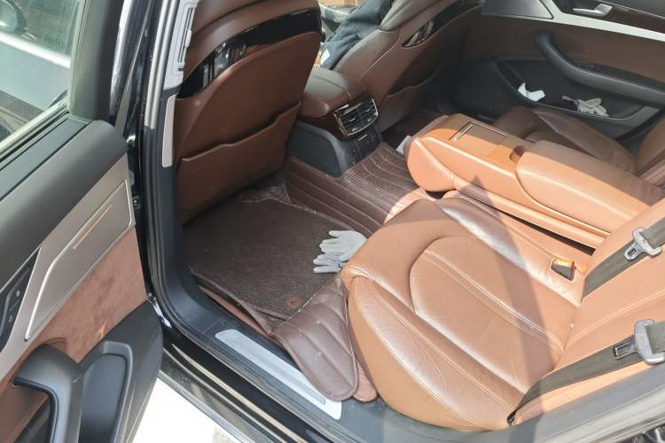 Used Audi A8 2013 A8L 45 TFSI quattro Comfort model Left Rear Seat