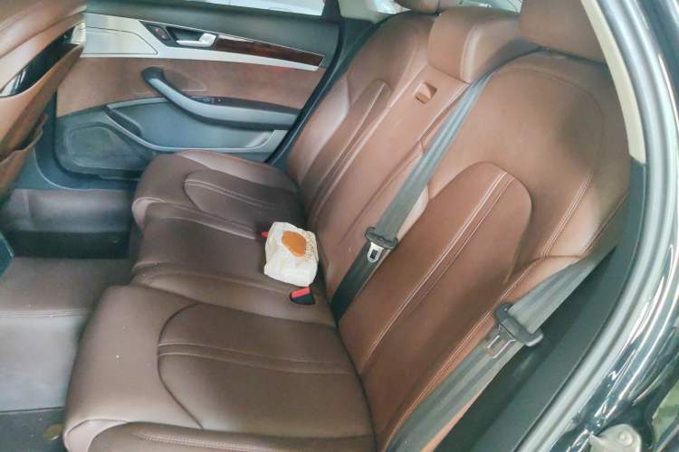 Used Audi A8 2013 A8L 30 FSI Comfort Model Left Rear Seat