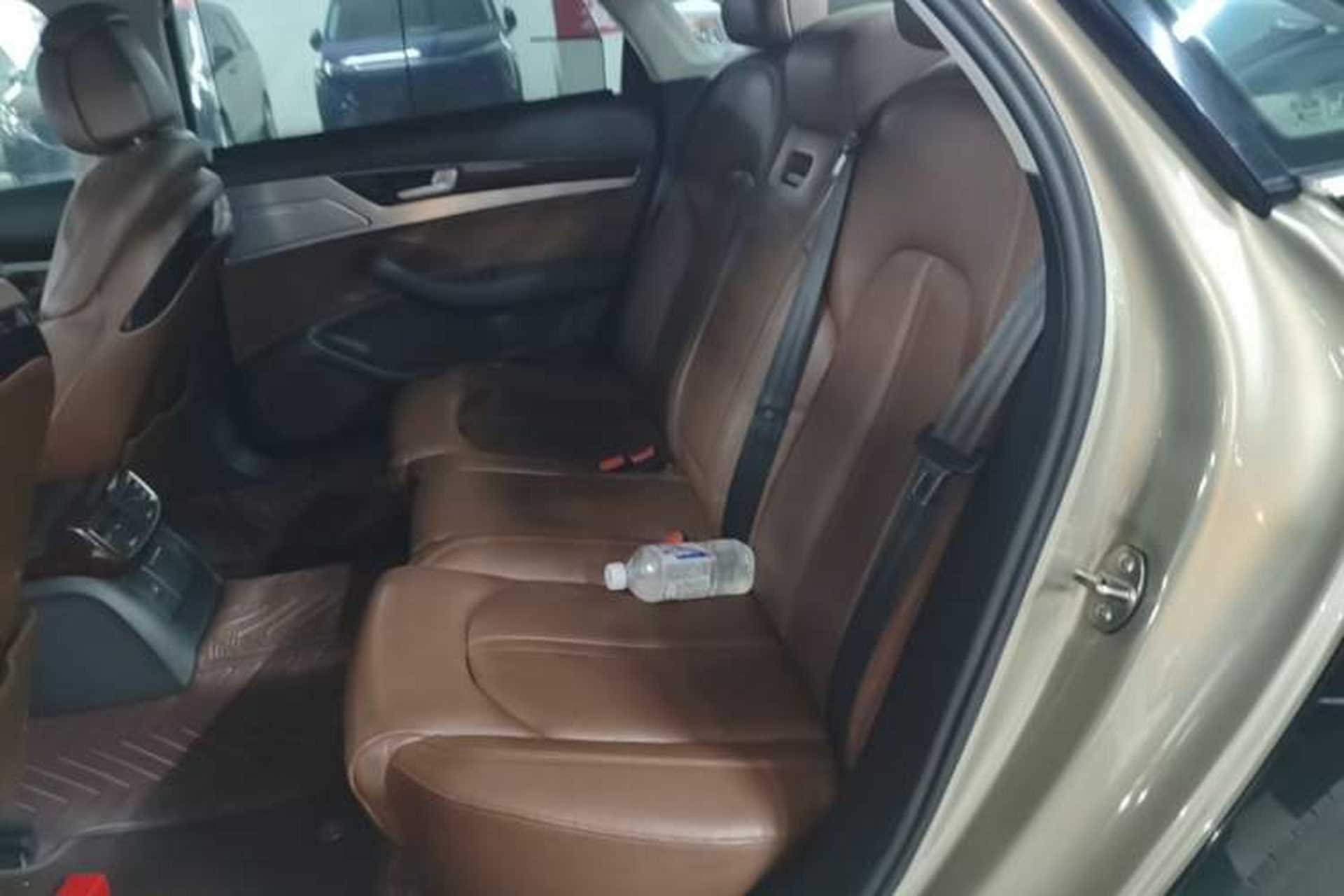 Used Audi A8 2013 A8L 45 TFSI quattro Comfort model Left Rear Seat
