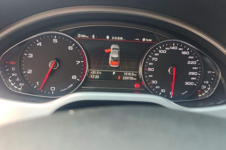 Used Audi A8 2013 A8L 45 TFSI quattro Comfort model Odometer Close Up