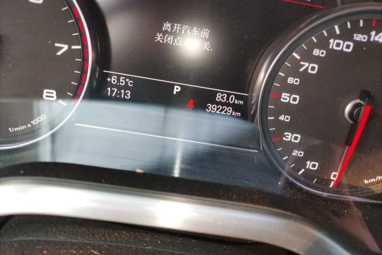 Used Audi A8 2013 A8L 45 TFSI quattro Comfort model Odometer Close Up