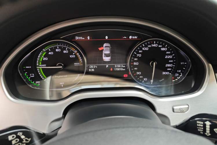 Used Audi A8 2013 A8L 40 hybrid Odometer Close Up