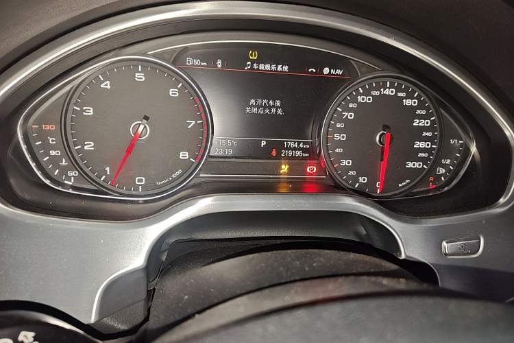 Used Audi A8 2013 A8L 50 TFSI quattro Comfort model Odometer Close Up