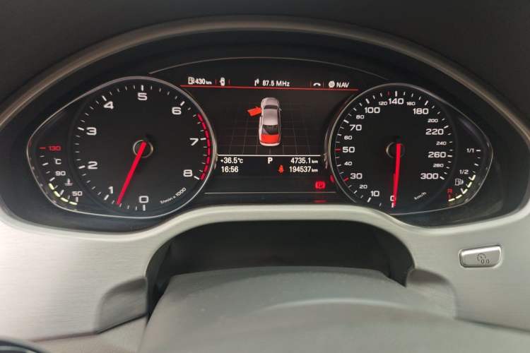 Used Audi A8 2013 A8L 45 TFSI quattro Comfort model Odometer Close Up