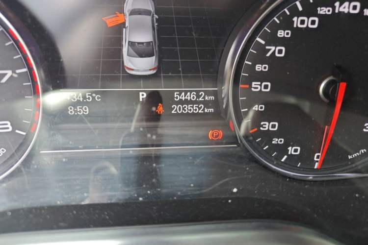 Used Audi A8 2013 A8L 50 TFSI quattro Prestige Edition Odometer Close Up