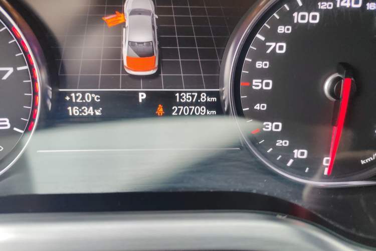 Used Audi A8 2013 A8L 45 TFSI quattro Luxury Model Odometer Close Up