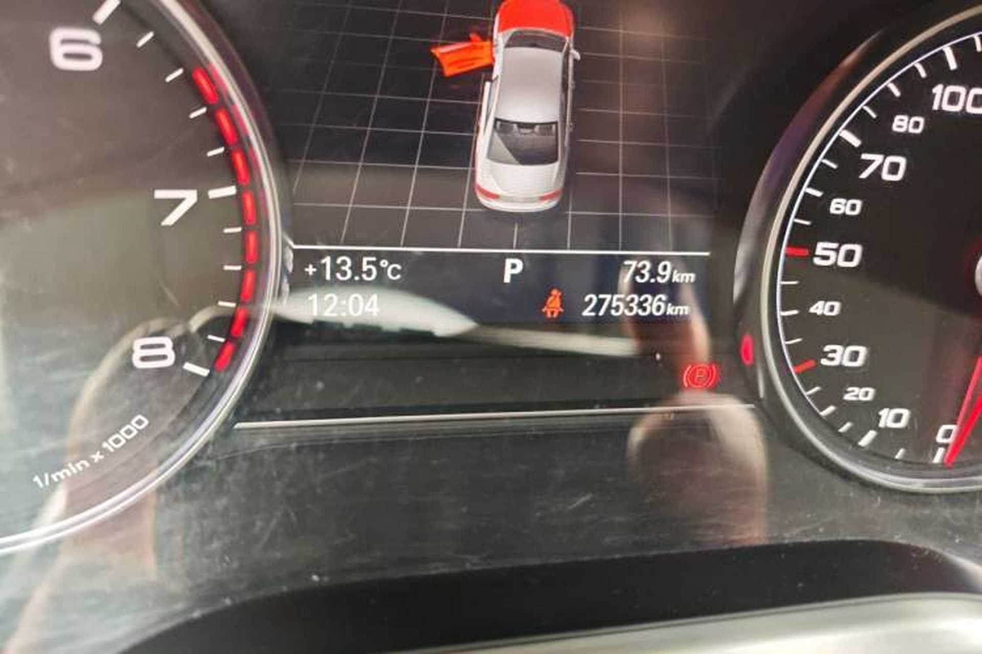 Used Audi A8 2013 A8L 45 TFSI quattro Comfort model Odometer Close Up