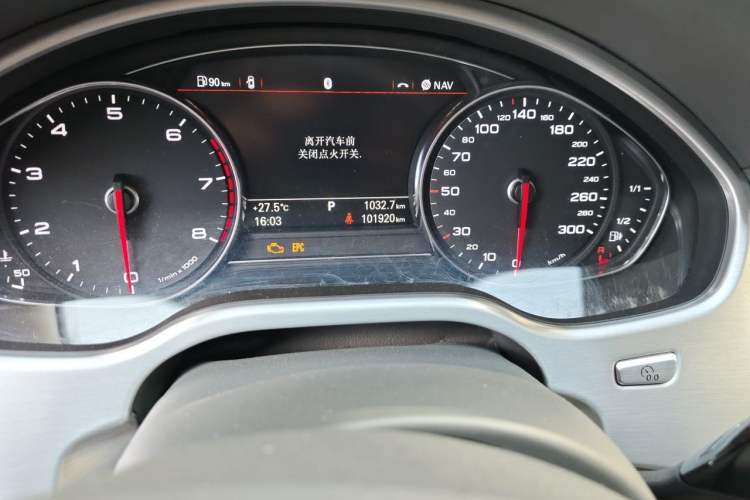 Used Audi A8 2013 A8L 50 TFSI quattro Luxury Model Odometer Close Up