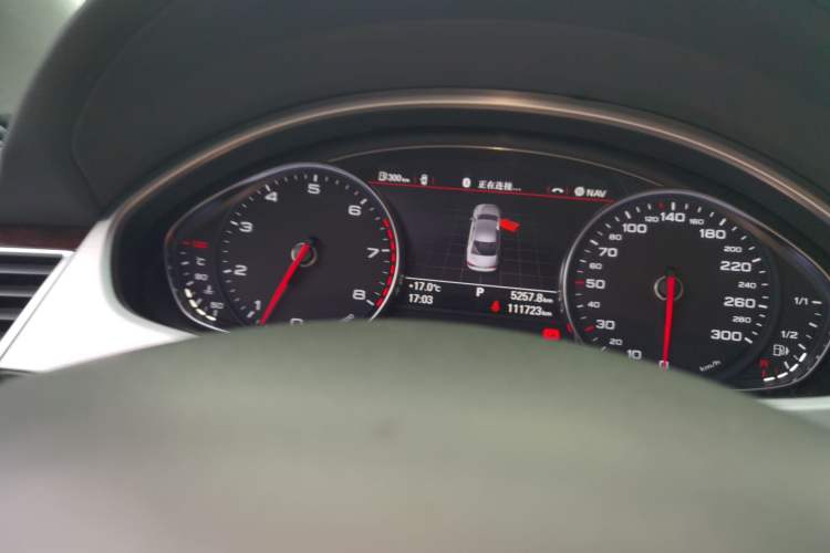 Used Audi A8 2013 A8L 45 TFSI quattro Comfort model Odometer Close Up