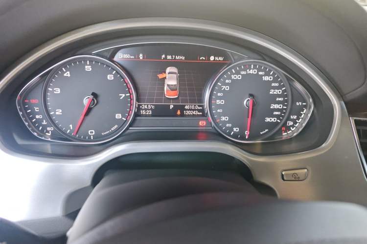 Used Audi A8 2013 A8L 45 TFSI quattro Luxury Model Odometer Close Up