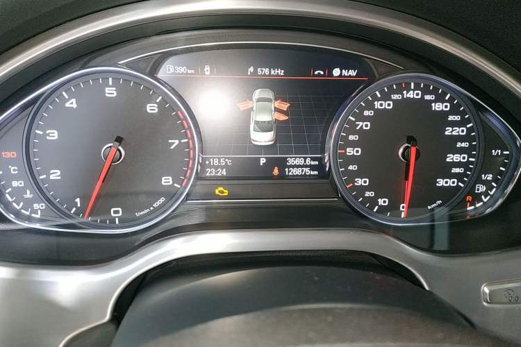 Used Audi A8 2013 A8L 50 TFSI quattro Prestige Edition Odometer Close Up