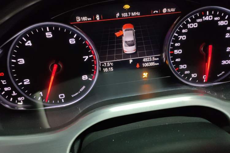 Used Audi A8 2013 A8L 45 TFSI quattro Comfort model Odometer Close Up