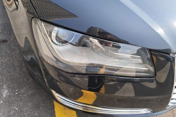 Used Audi A8 2013 A8L 45 TFSI quattro Comfort model Right Front Headlight
