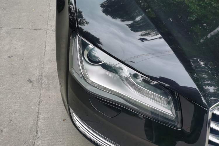 Used Audi A8 2013 A8L 45 TFSI quattro Comfort model Right Front Headlight