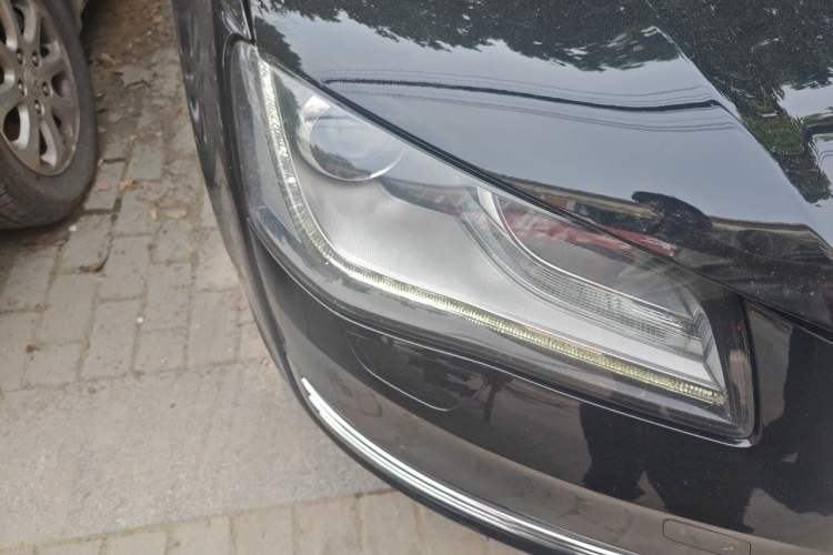 Used Audi A8 2013 A8L 45 TFSI quattro Comfort model Right Front Headlight