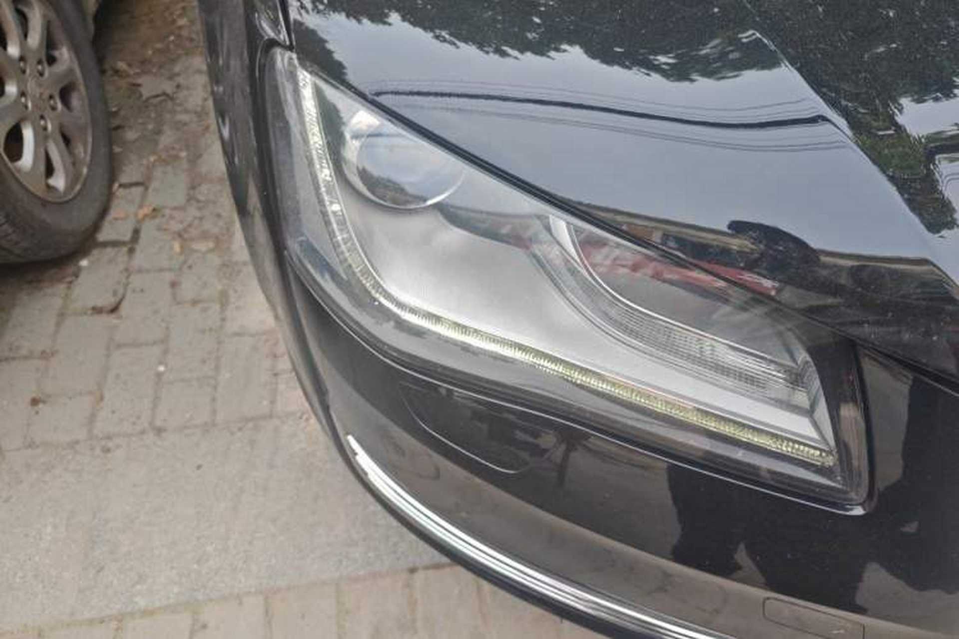 Used Audi A8 2013 A8L 45 TFSI quattro Comfort model Right Front Headlight
