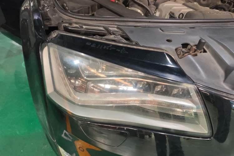 Used Audi A8 2013 A8L 45 TFSI quattro Comfort model Right Front Headlight