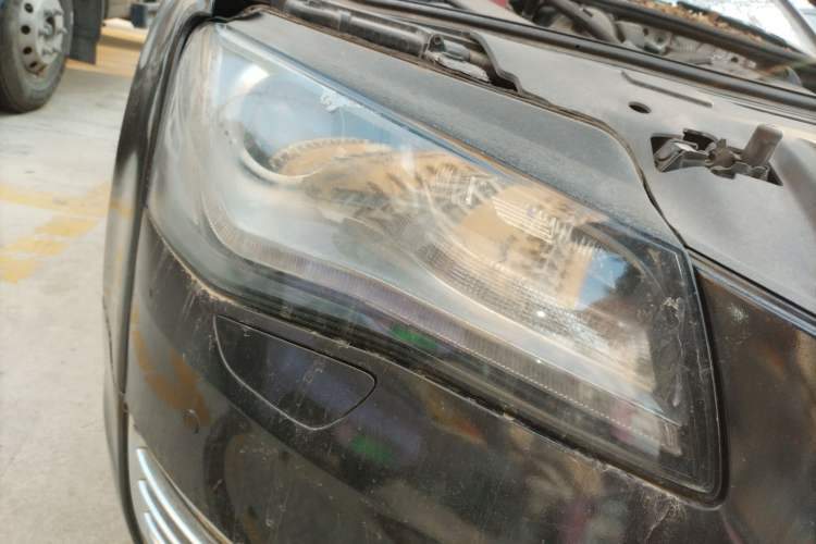 Used Audi A8 2013 A8L 45 TFSI quattro Comfort model Right Front Headlight