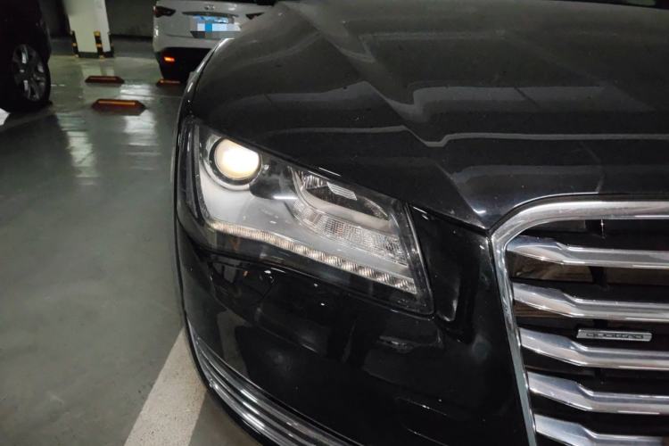 Used Audi A8 2013 A8L 45 TFSI quattro Comfort model Right Front Headlight