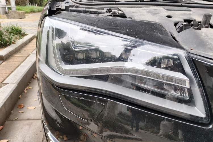 Used Audi A8 2013 A8L 30 FSI Comfort Model Right Front Headlight