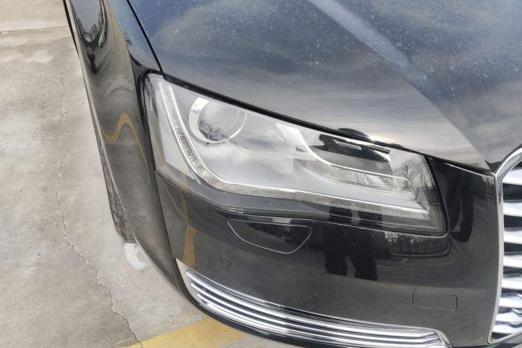 Used Audi A8 2013 A8L 45 TFSI quattro Comfort model Right Front Headlight