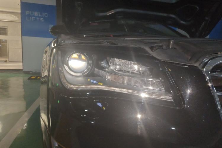 Used Audi A8 2013 A8L 45 TFSI quattro Comfort model Right Front Headlight