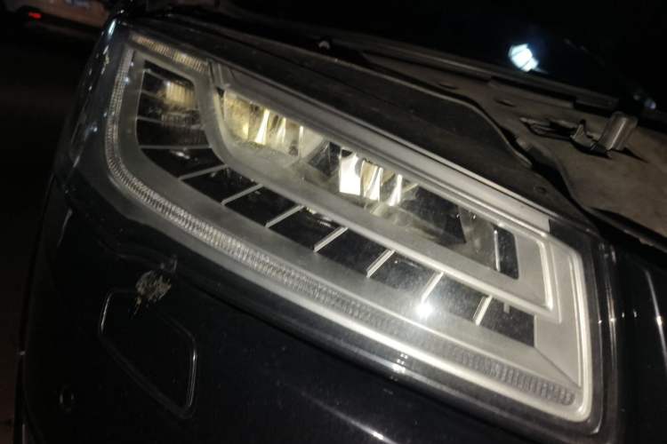 Used Audi A8  Right Front Headlight