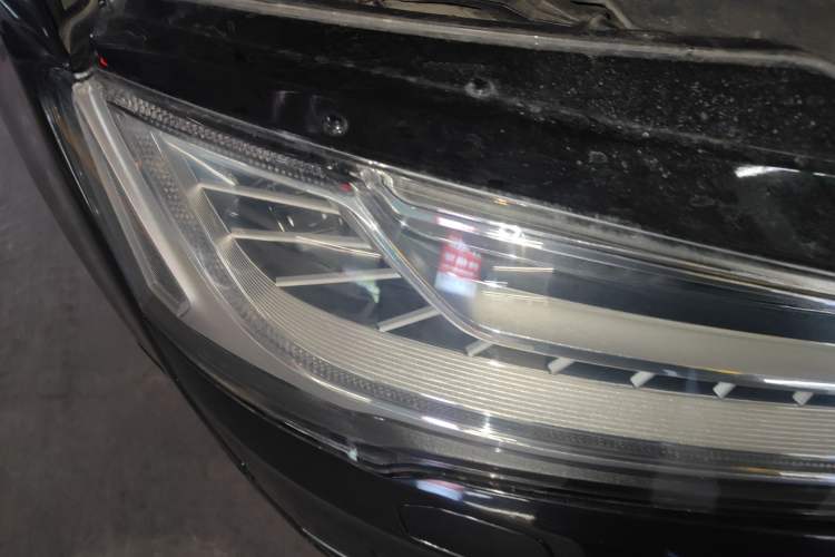 Used Audi A8 2013 A8L 45 TFSI quattro Comfort model Right Front Headlight