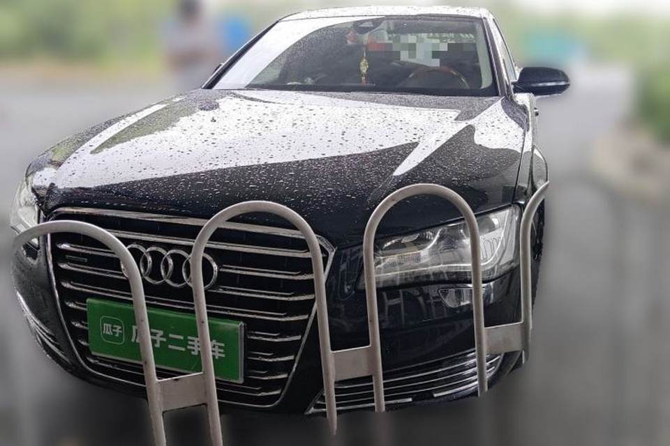 Audi A8 2013