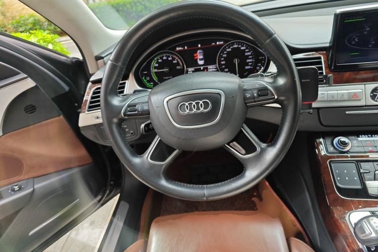 Used Audi A8 2013 A8L 40 hybrid Steering Wheel