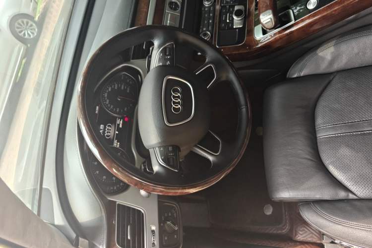 Used Audi A8 2013 A8L 45 TFSI quattro Comfort model Steering Wheel