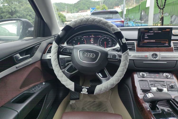 Used Audi A8 2013 A8L 50 TFSI quattro Luxury Model Steering Wheel