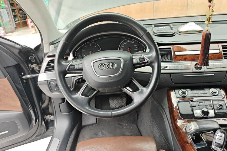 Used Audi A8 2013 A8L 45 TFSI quattro Luxury Model Steering Wheel