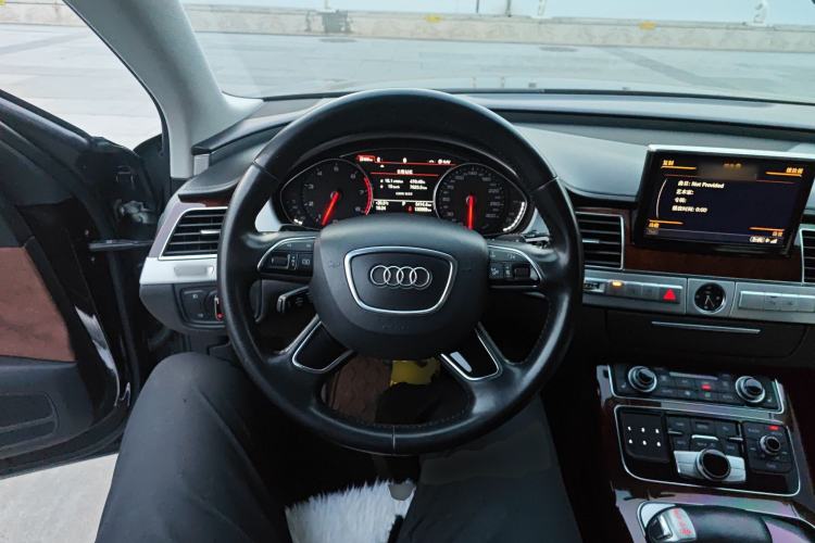 Used Audi A8 2013 A8L 45 TFSI quattro Comfort model Steering Wheel
