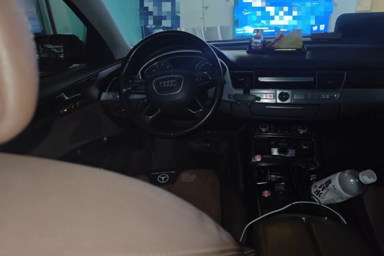 Used Audi A8 2013 A8L 45 TFSI quattro Comfort model Steering Wheel
